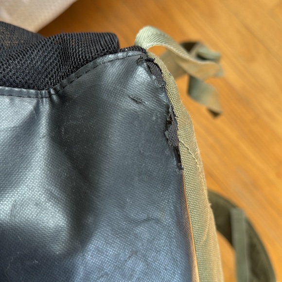 Adidas Backpack - Picture 4 of 4